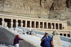 /images/travel-egypt-hatshepsut-temple.jpg
