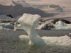 /images/travel-iceland-iceburg.jpg